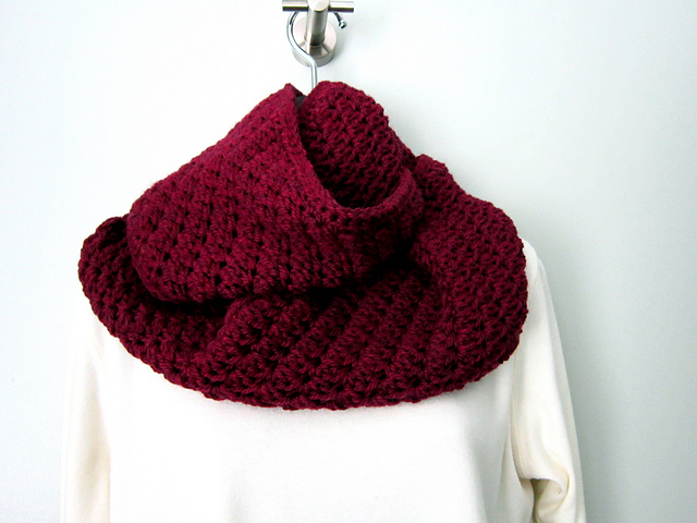 Sedgy Cowl and Ear Warmer